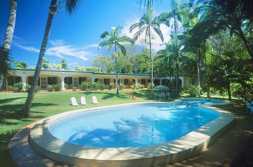 Villa Marine Holiday Apartments Cairns Yorkeys Knob Exterior photo