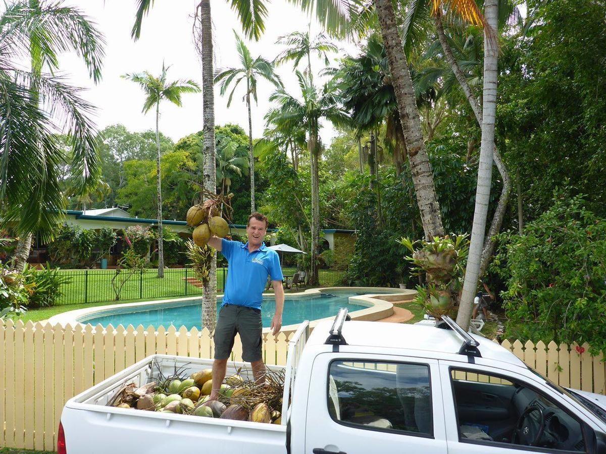 Villa Marine Holiday Apartments Cairns Yorkeys Knob Exterior photo