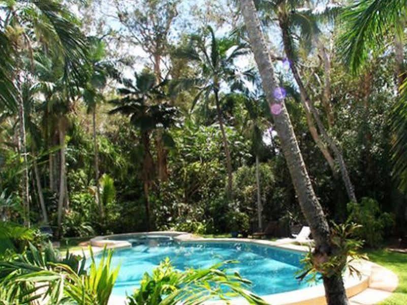 Villa Marine Holiday Apartments Cairns Yorkeys Knob Exterior photo